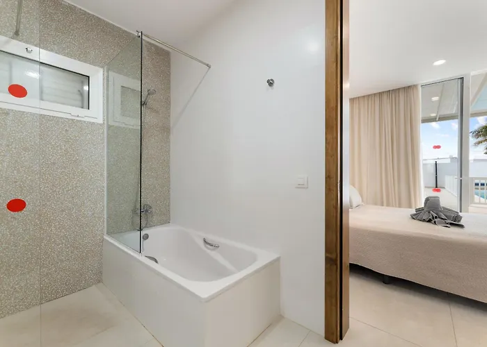 Casa Manuel By Escape بلايا بلانكا